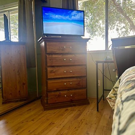 המט Vineyard Vista Suite With Tv And Private Bathroom מראה חיצוני תמונה