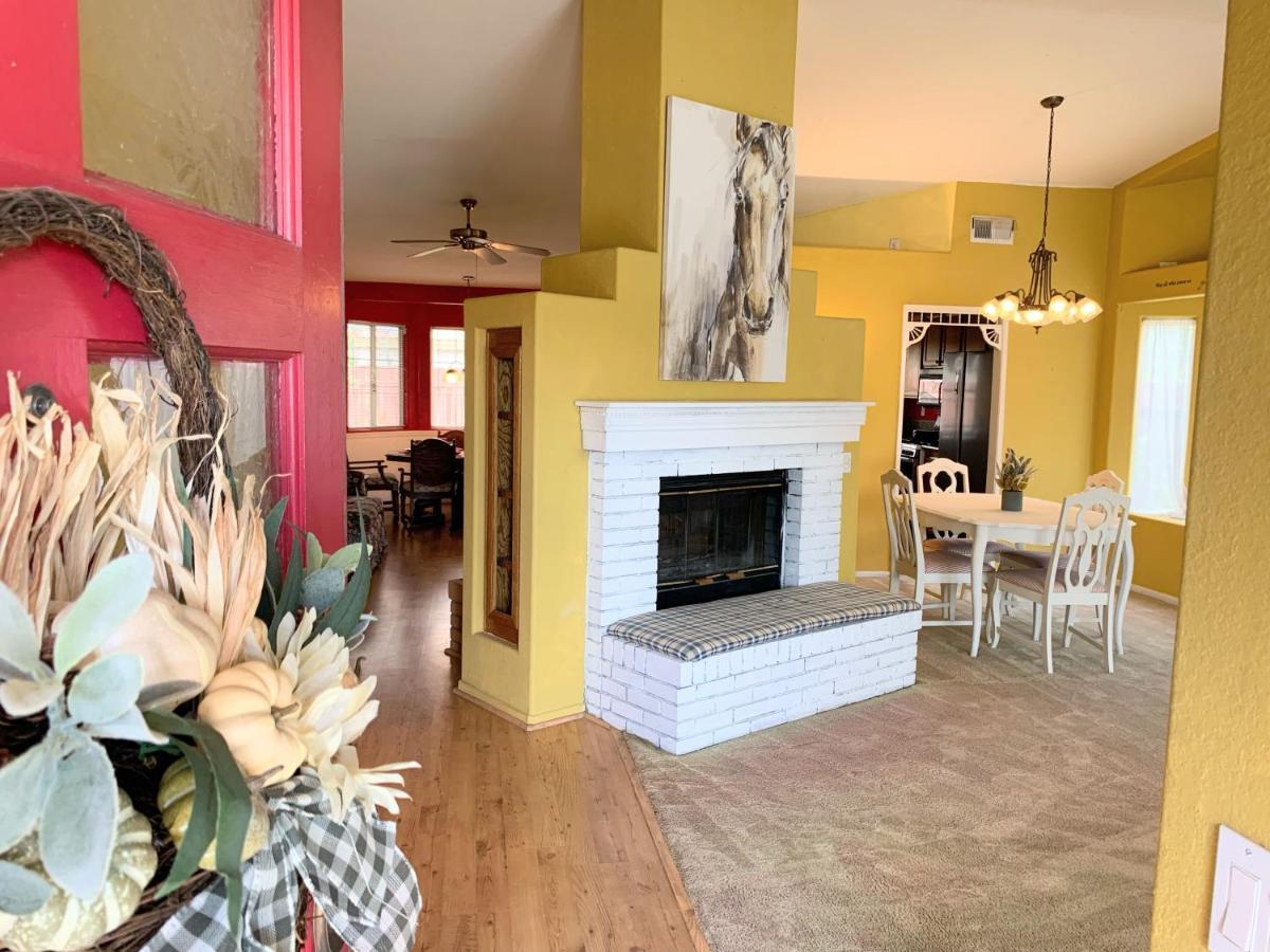 המט Vineyard Vista Suite With Tv And Private Bathroom מראה חיצוני תמונה