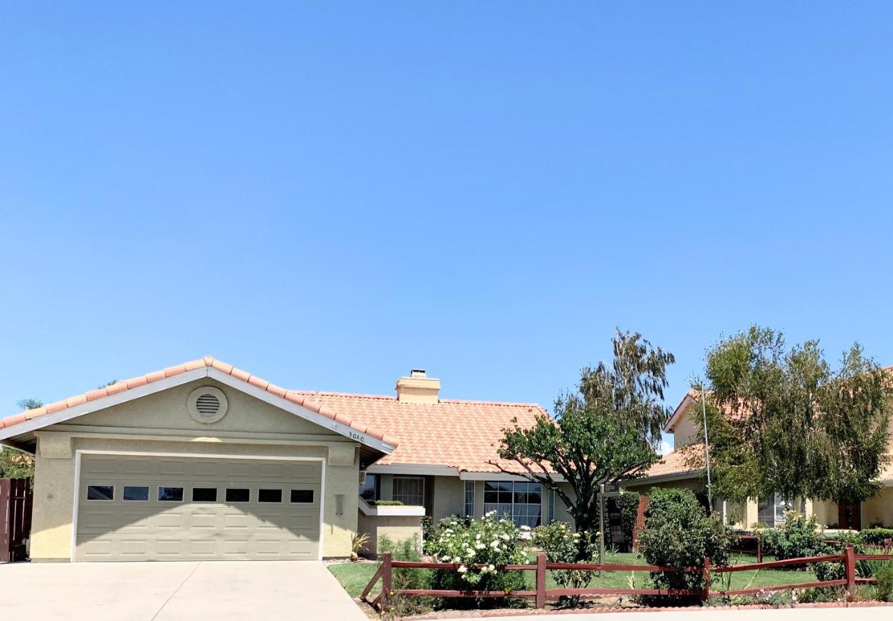 המט Vineyard Vista Suite With Tv And Private Bathroom מראה חיצוני תמונה