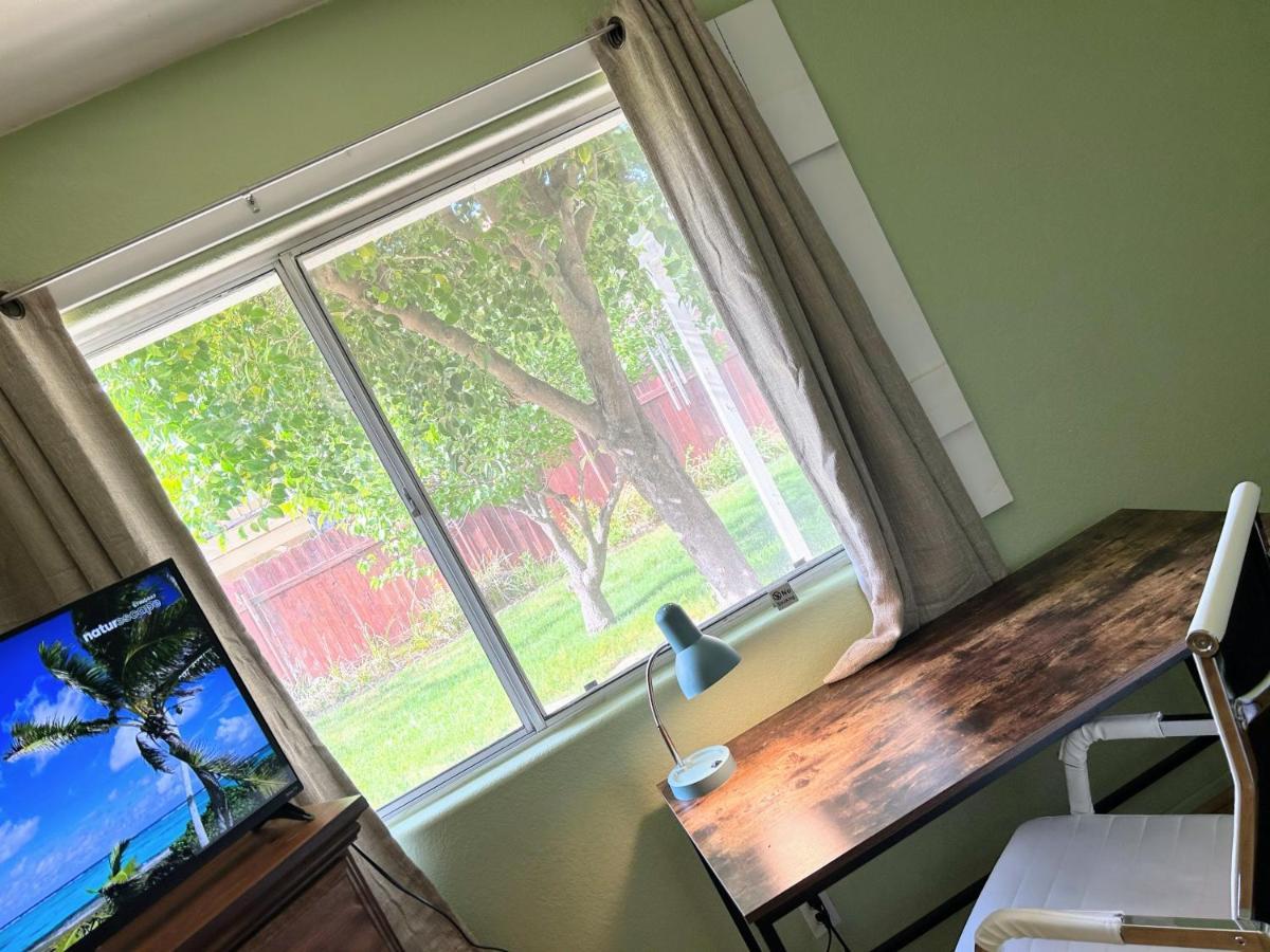 המט Vineyard Vista Suite With Tv And Private Bathroom מראה חיצוני תמונה